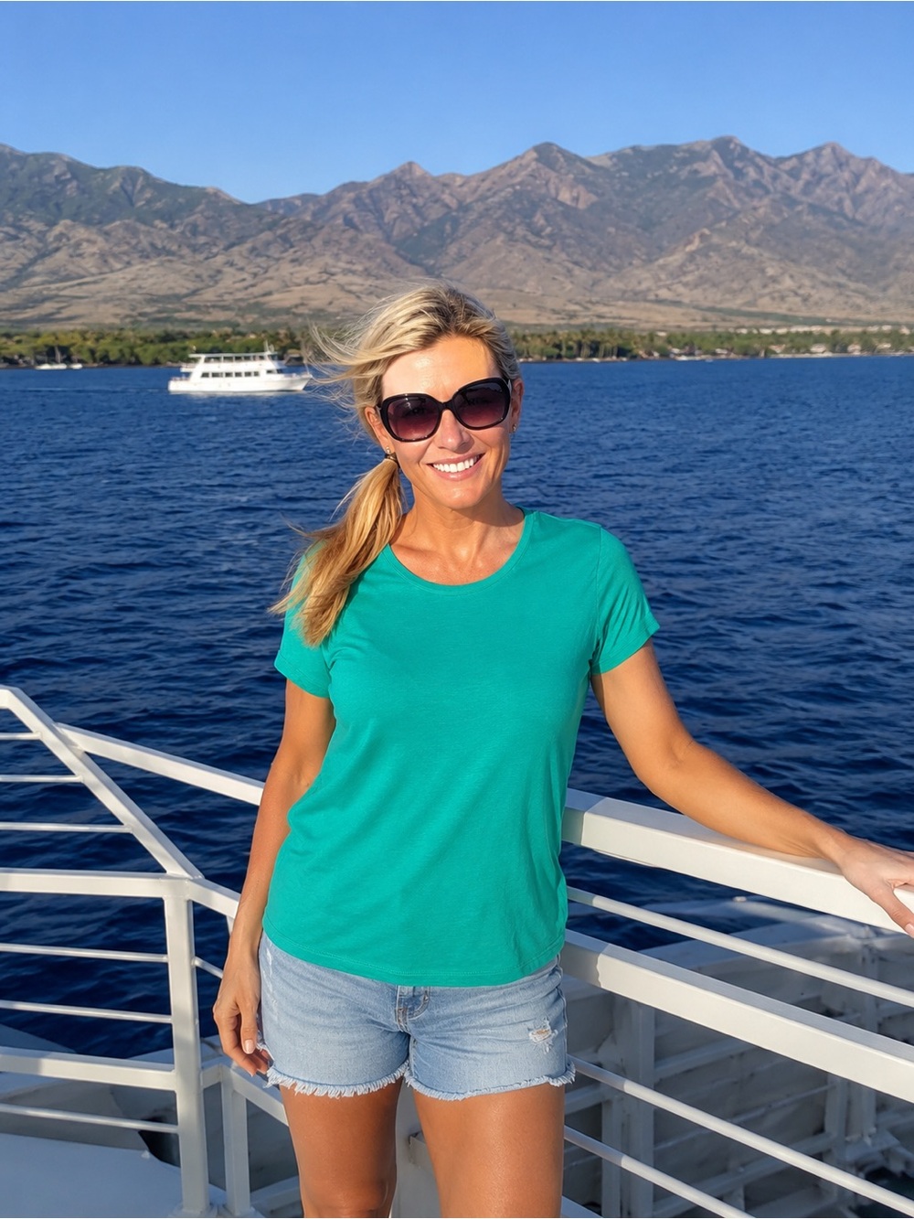 Nine West Teal Short-Sleeve Crewneck Tee